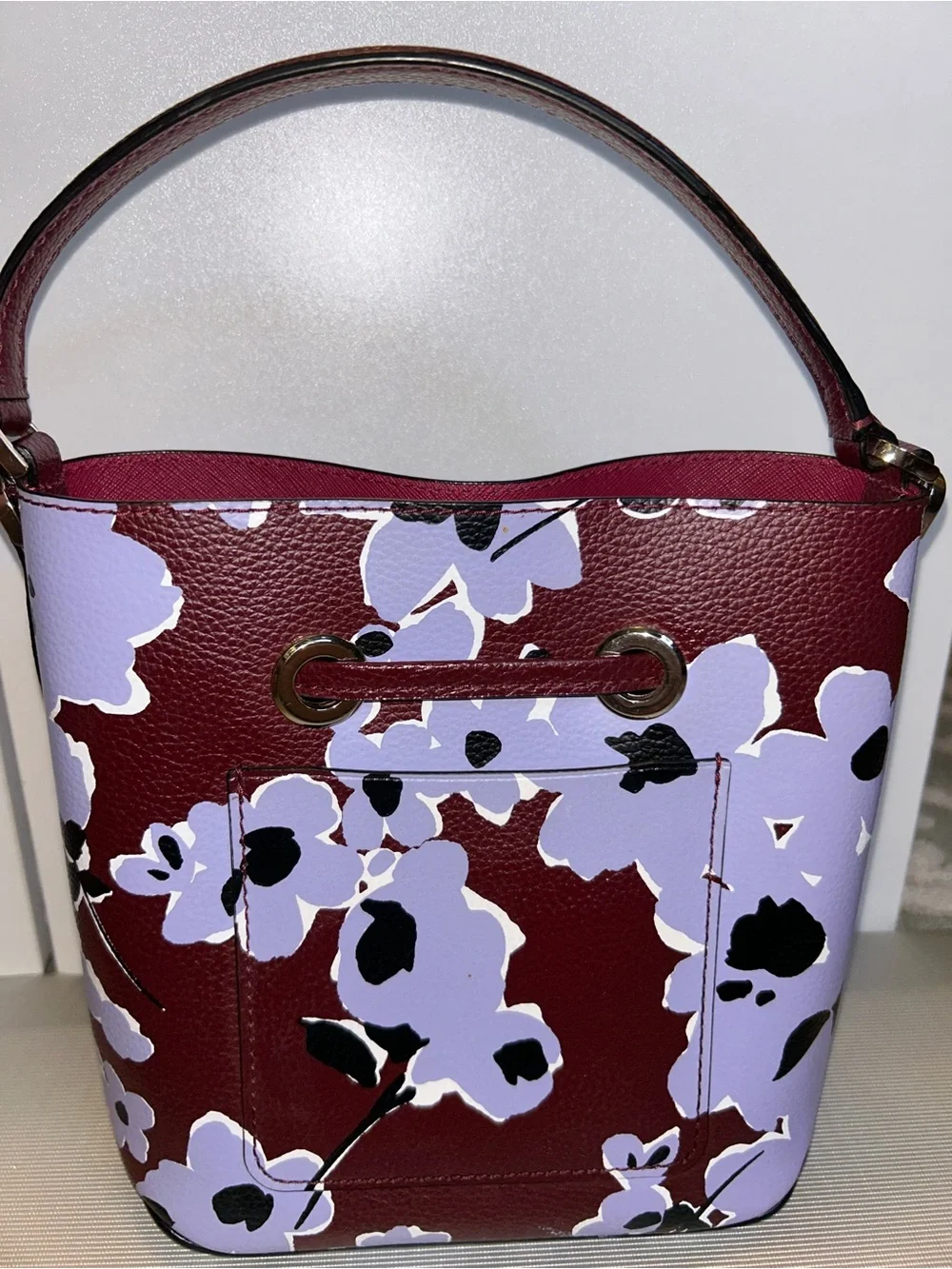 Like new Kate Spade Eva Small Bucket Bag